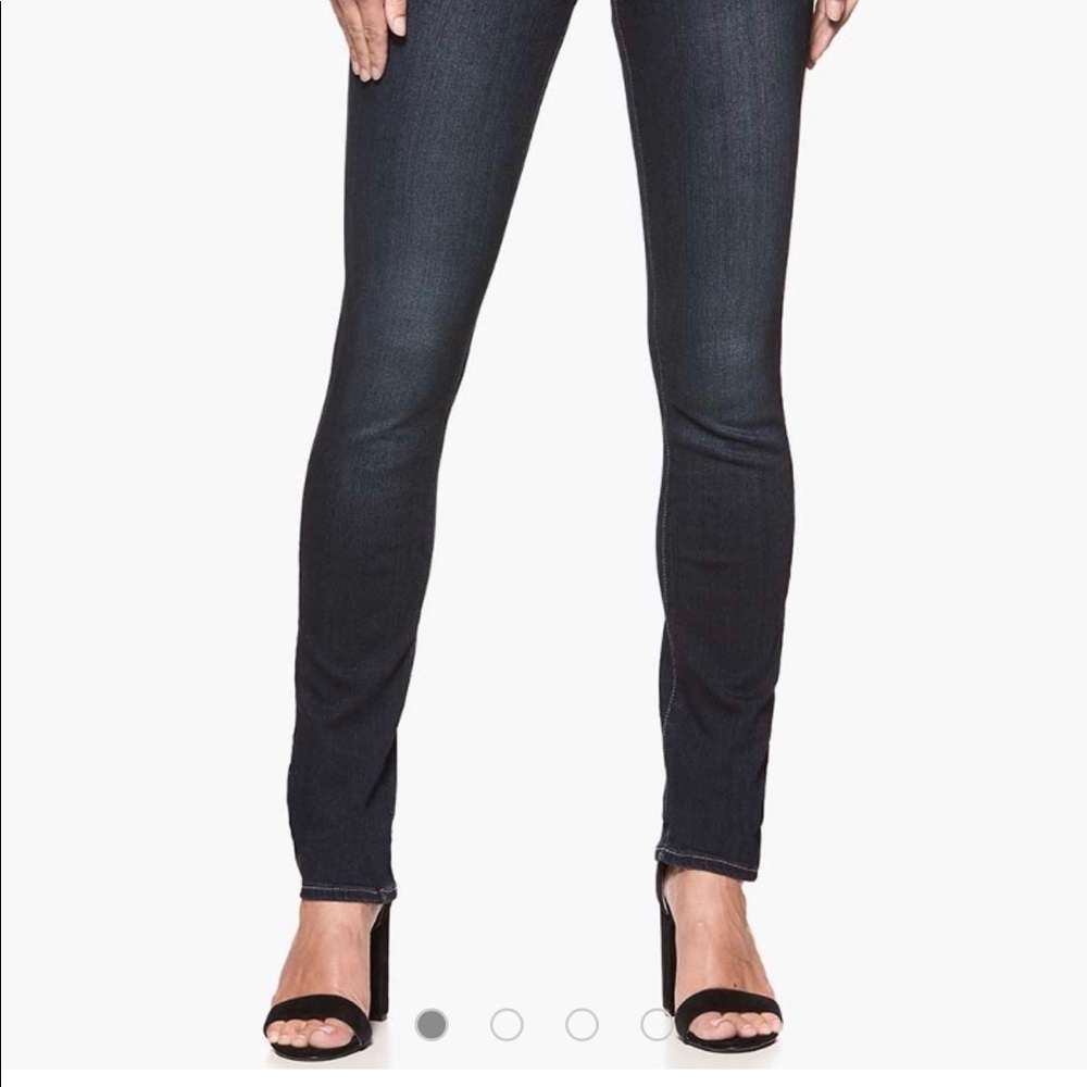 Paige Denim, Skyline Straight jean, size 28